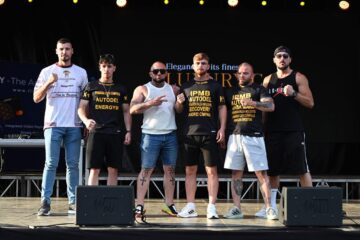 În așteptarea marelui Semmy Schilt, pe esplanada Casei de Cultură a avut loc cântarul oficial al galei Colosseum Tournament