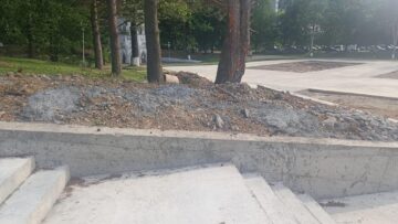Șantierul abandonat din spatele Cazinoului din Vatra Dornei, pericol public alarmant