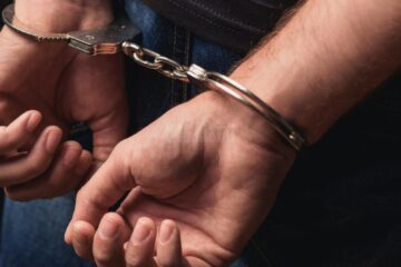 Suspecții de furturi au fost reținuți pentru 24 de ore