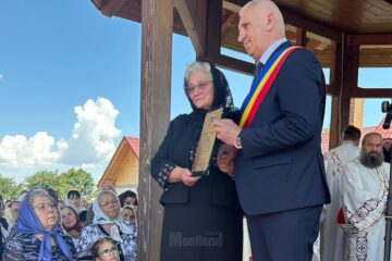 Primarul Vasile Iliuță a acordat titlul de cetățean de onoare post mortem al orașului Vicovu de Sus fostului protopop Ionel Maloș