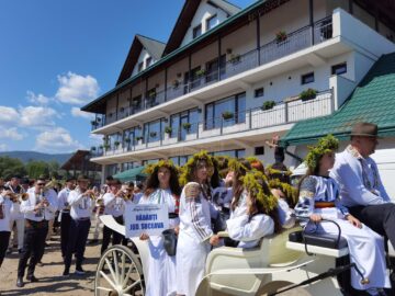Festivalul „Regina Sânzienelor” - ediția a X-a, la Vicovu de Sus