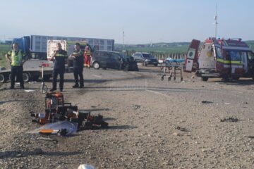 O familie întreagă, inclusiv doi copii, ucisă în cel mai grav accident din ultimii ani