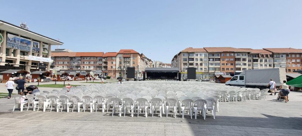 Ecran gigant și 1000 de scaune, în centrul Sucevei, pentru meciul România - Olanda