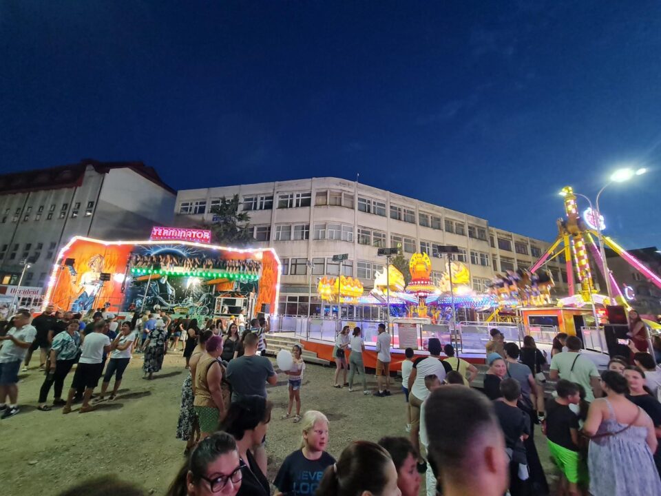 Ultima seară a Zilelor Municipiului Rădăuți, cu focuri de artificii, Zdob și Zdub și Whats`Up