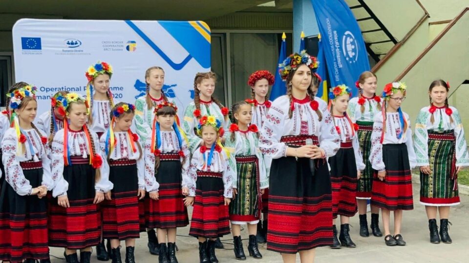 Grupul artistic de la Centrul Bucovinean de Artă din Cernăuți