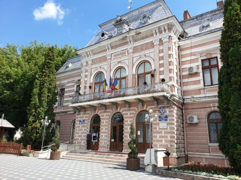 Primăria municipiului Fălticeni