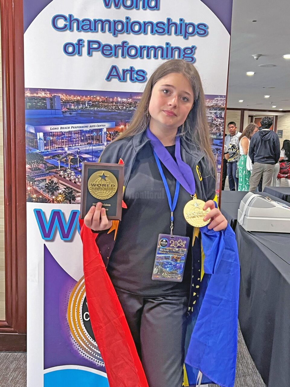 Medalii de aur și de argint și o plachetă de excelență, obținute de eleva Beatrice Ecaterina Tcaciuc, în California