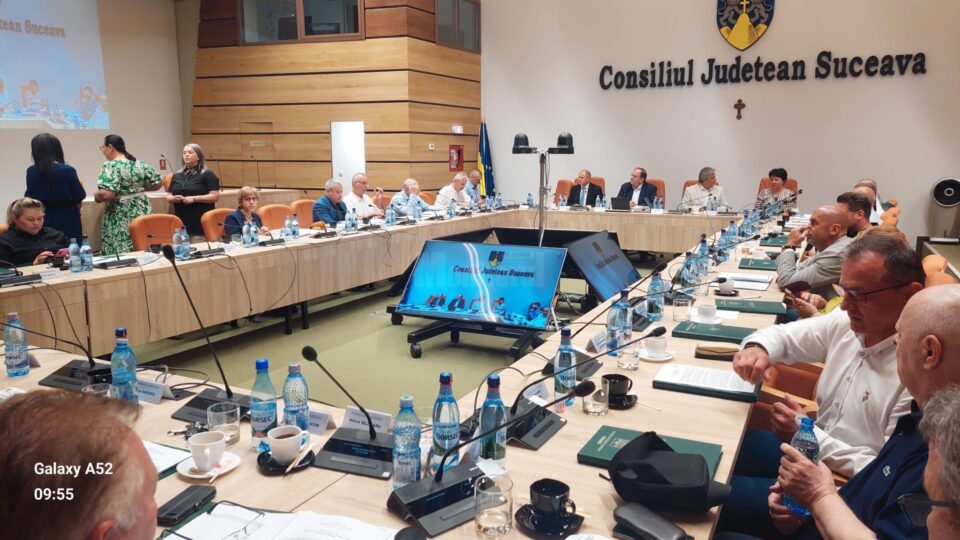 Gâlceavă în Consiliul Județean între PSD și PNL, de la banii alocați primăriilor