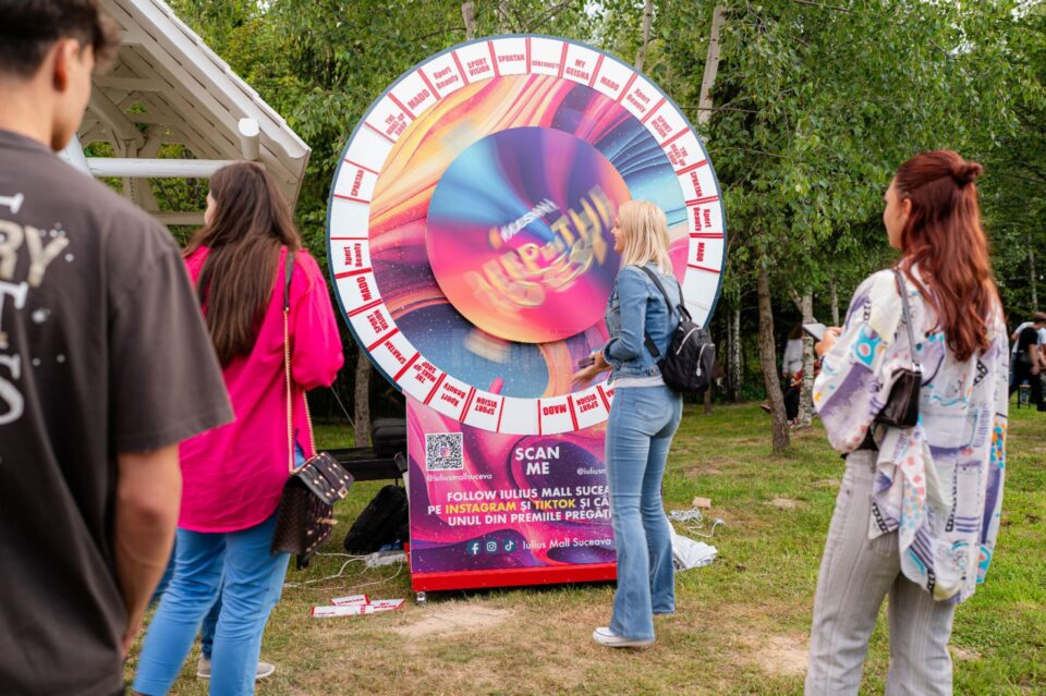 Iulius Mall Corner de la Deep in the Forest festival