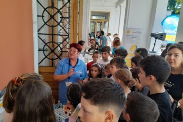 Profesoară din județ, printre cei 10 dascăli români cu proiecte inovatoare de știință la Festivalul „Science on Stage” Finlanda
