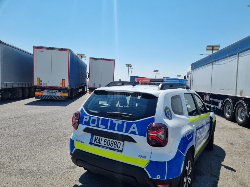 Interdicția de circulație a vehiculelor grele este valabilă în parte și luni și marți
