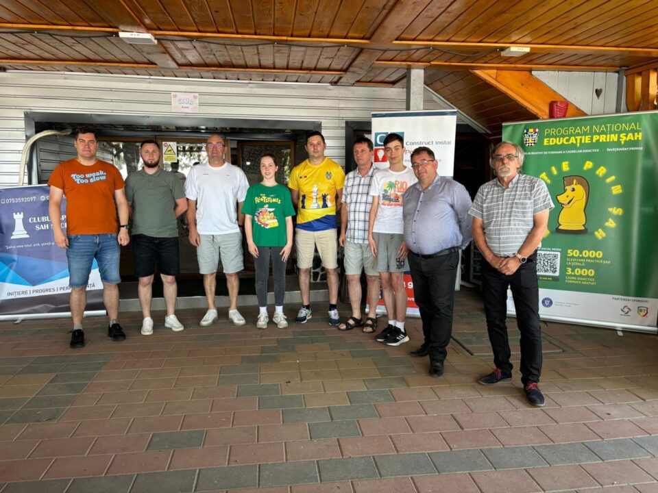 Prima confruntare între două echipe ale Clubului Sportiv Șah Suceava, în cadrul Diviziei B