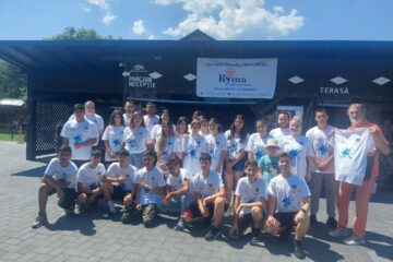 20 de tineri romi au participat la activități de leadership, comunicare, facilitarea comunitară, la Câmpulung Moldovenesc