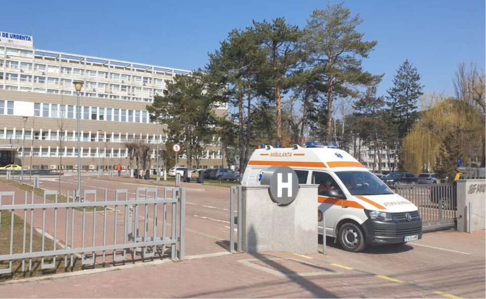 După ora 15.00 pacienții care au nevoie de endoscopie sunt transferați la Iași