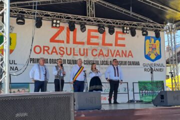 Festivalul folcloric „Din stejar, stejar răsare”, desfășurat la Cajvana, ediția a X-a