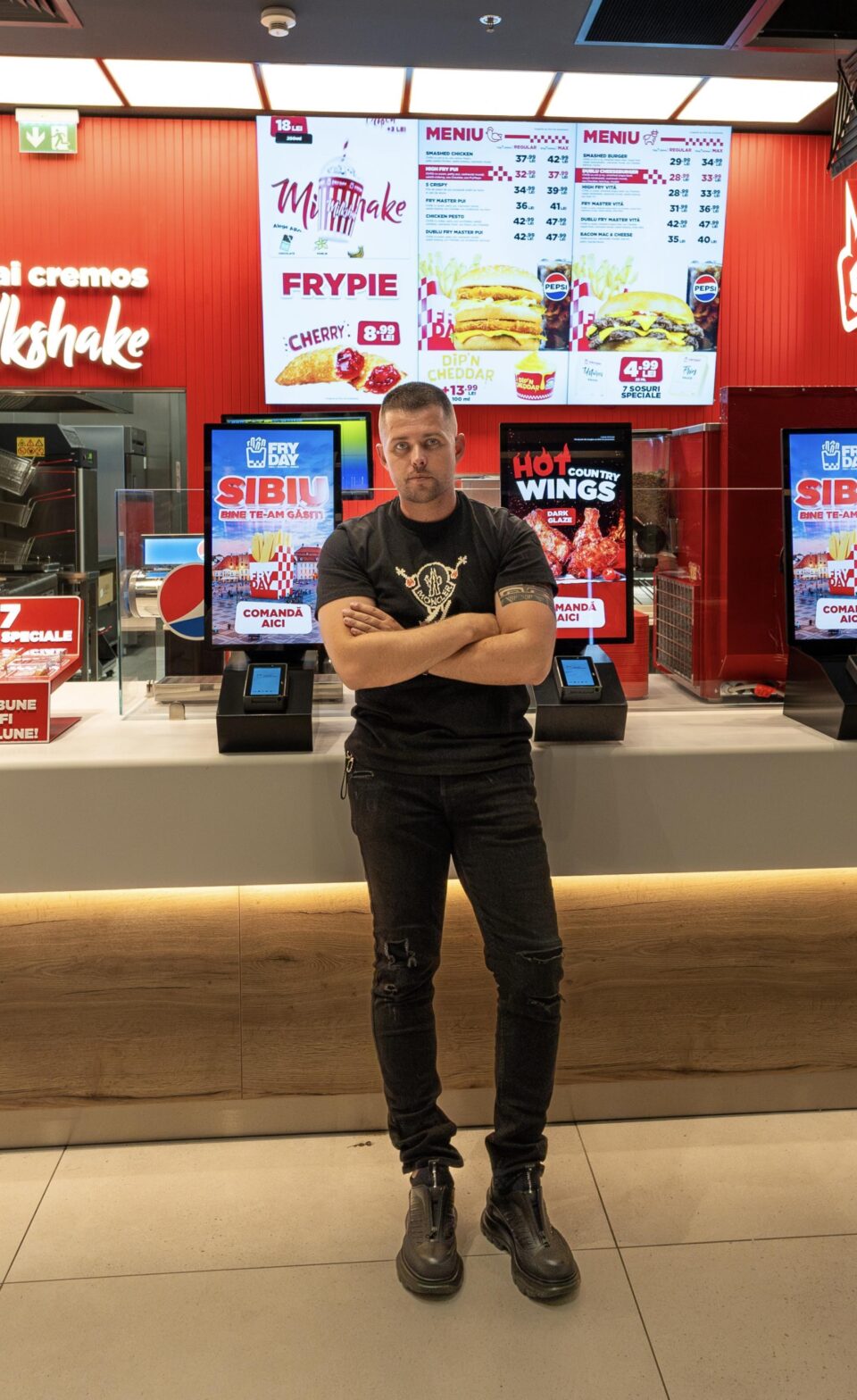 FRYDAY A DESCHIS 7 RESTAURANTE ÎN ULTIMELE 10 LUNI!