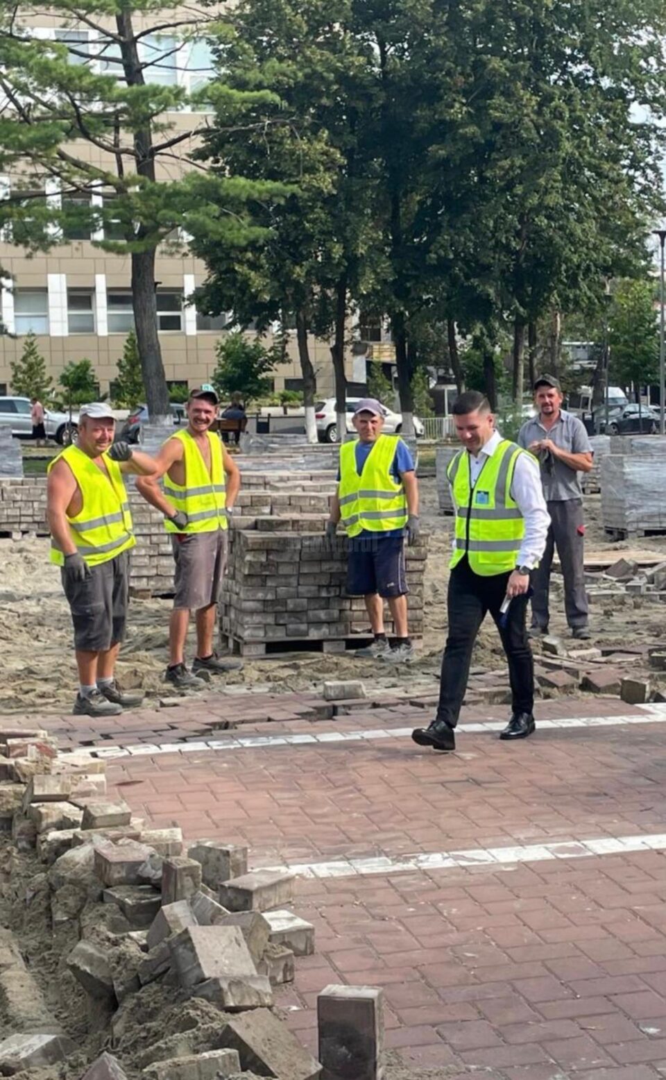 Lucrări pentru montarea panourilor fotovoltaice