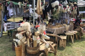 Peste 100 de meșteri populari, „producători de bunătăți” și artiști îndrăgiți, la final de săptămână, la Muzeul Satului Bucovinean