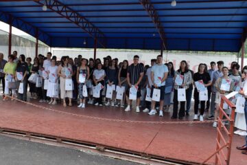 Ceremonie de premiere a elevilor cu rezultate deosebite la Bacalaureat și Evaluare Națională, la Fălticeni