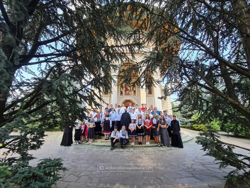 Proiectul eparhial al Școlilor Catehetice de Vară, Ediția a III-a, a ajuns și în Protoieria Fălticeni Proiectul eparhial al Școlilor Catehetice de Vară, Ediția a III-a, a ajuns și în Protoieria Fălticeni