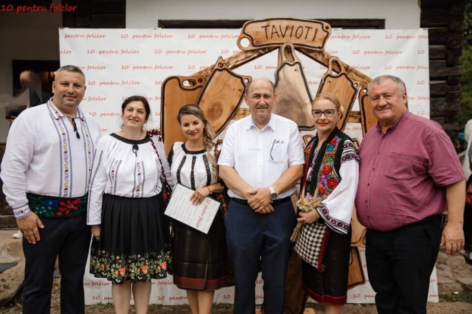 Gala „10 pentru folclor”