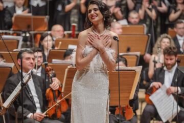 Soprana Valentina Naforniță