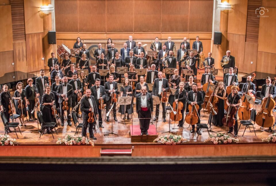 Orchestra Filarmonicii Mihai Jora din Bacău