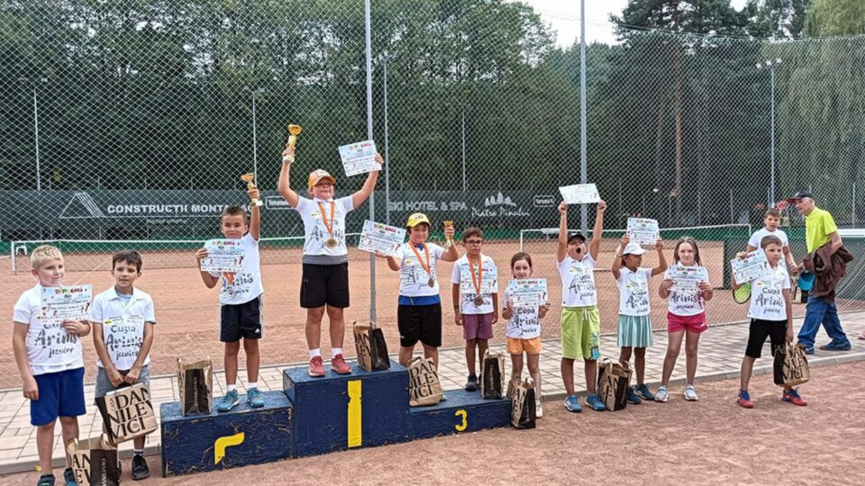 Baza sportiva BGH Ariniș s-a dovedit o gazda primitoare pentru micii tenismeni