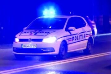 Doi șoferi băuți, prinși după urmăriri în trafic