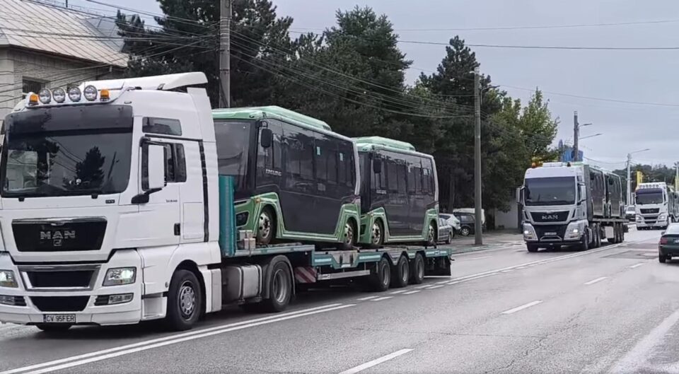 Toate cele 50 autobuze electrice pentru Zona Metropolitană au ajuns la Suceava