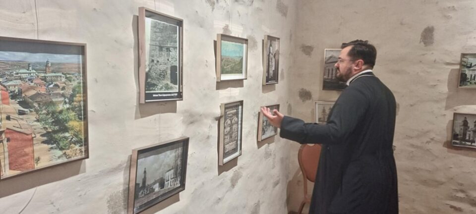 Expoziția de fotografie veche care surprinde și Turnul Lăpușneanu în diferite perioade