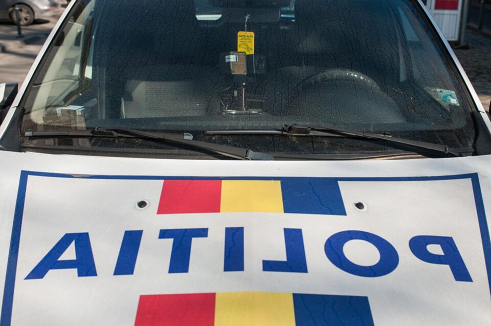 S-au înmulțit furturile din spălătoriile auto ”self wash”. Doi hoți prinși au ajuns în arest S-au înmulțit furturile din spălătoriile auto ”self wash”. Doi hoți prinși au ajuns în arest