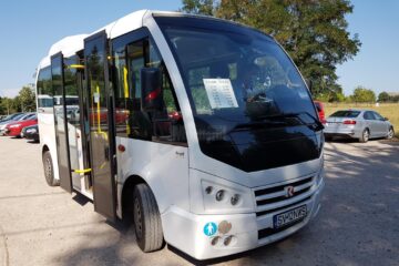 Transport TPL către platoul Cetății de Scaun, cu plecare din oră în oră, din Centrul Sucevei