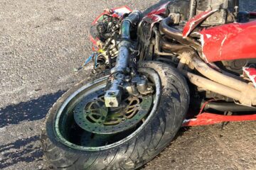 Patru motocicliști răniți în accidente în doar câteva ore, pe șoselele din județ