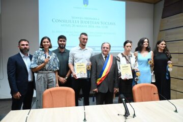 Toți medaliații suceveni la JO de la Paris, antrenorii și doctorul acestora au fost premiați de CJ Suceava