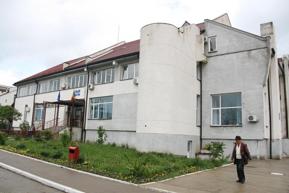 Potrivit deciziilor primite de la Casa Județeană de Pensii Suceava, veniturile scad chiar și cu peste 50% Potrivit deciziilor primite de la Casa Județeană de Pensii Suceava, veniturile scad chiar și cu peste 50%