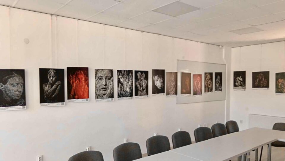 „Jocul cu Absurdul” la Galeria Zamca