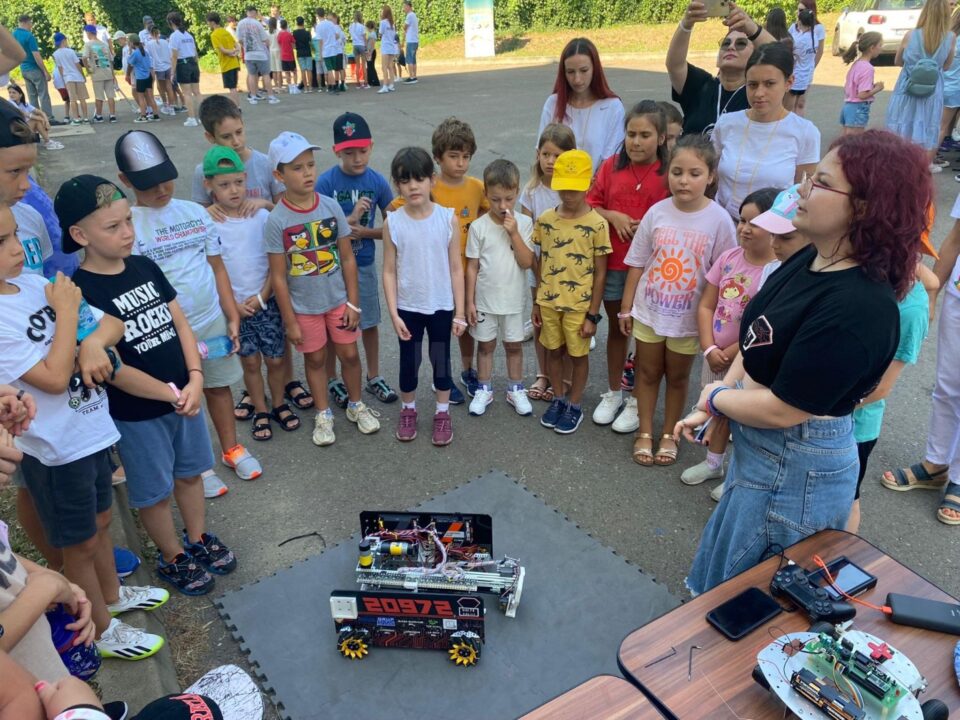 Ateliere, mișcare și întâlniri cu mari sportivi, la școala de vară de la Liceul cu Program Sportiv