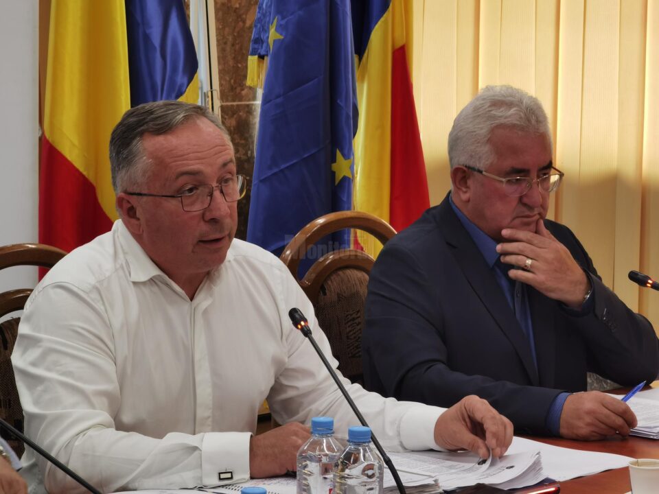 Dan Ioan Cușnir versus primarul Ion Lungu, într-o luptă politică în care s-au întors armele