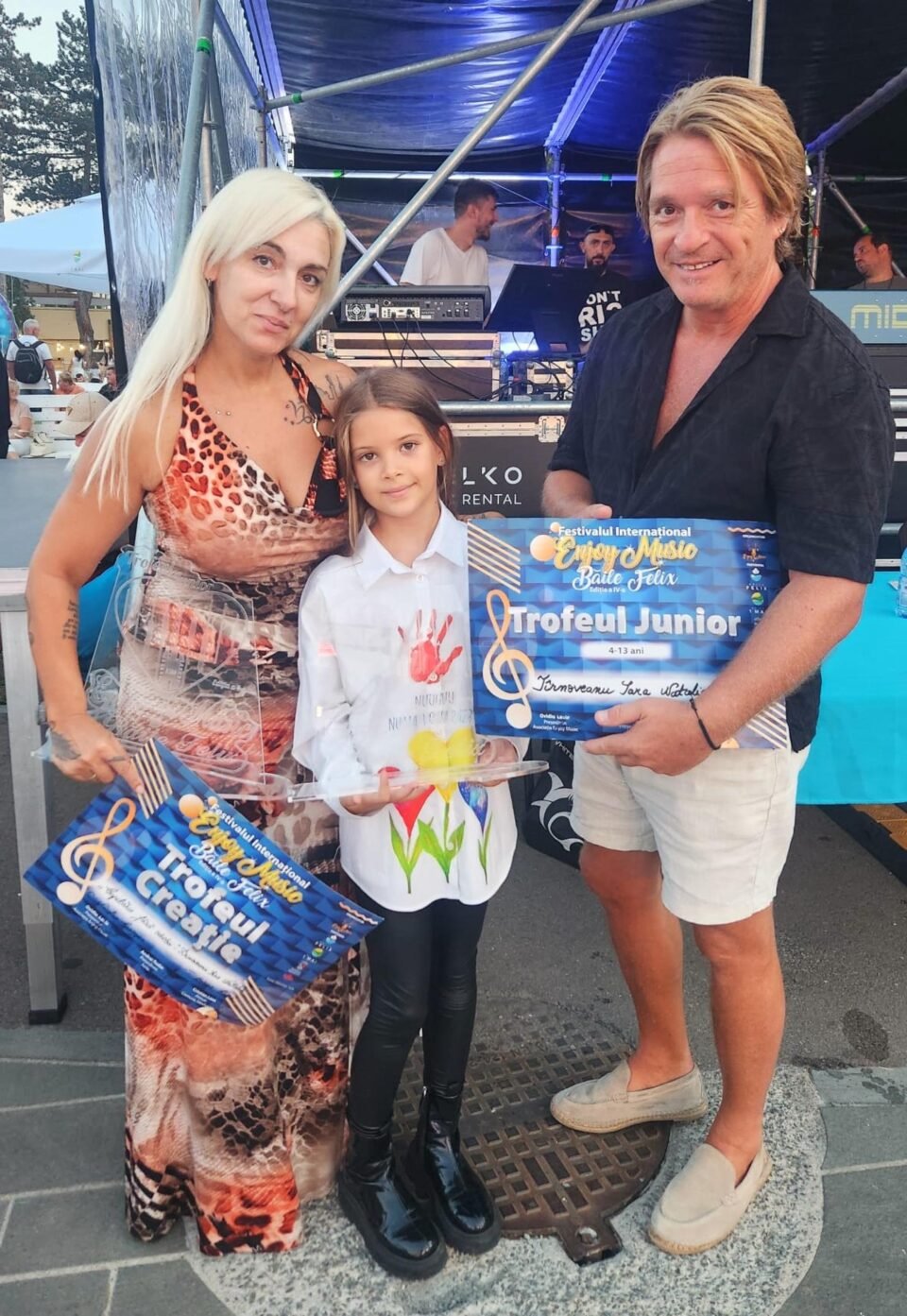Eleva Sara Natalia Tîrnoveanu a câștigat două trofee în cadrul Festivalul Enjoy Music
