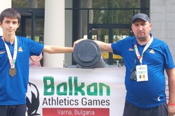 Atletul Casian Marius Zară alături de antrenorul Cristian Prâsneac
