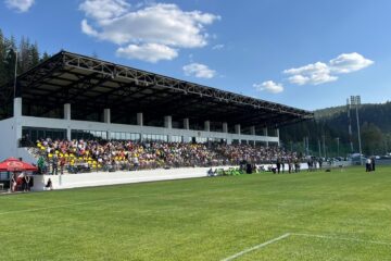 În comuna Putna a fost inaugurat cel mai modern stadion din județ