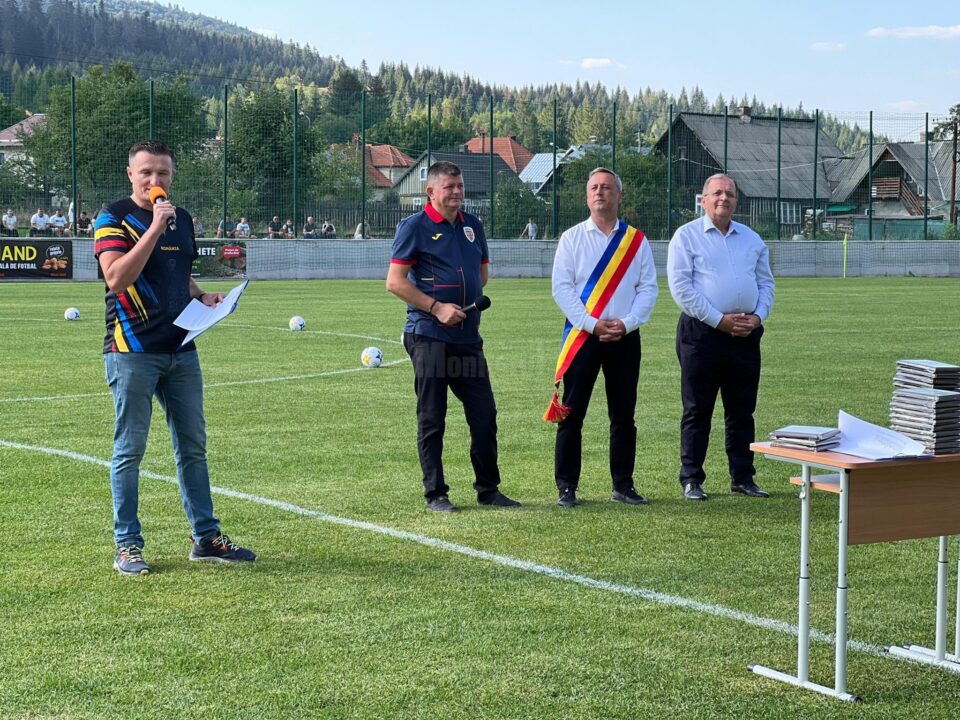 În comuna Putna a fost inaugurat cel mai modern stadion din județ