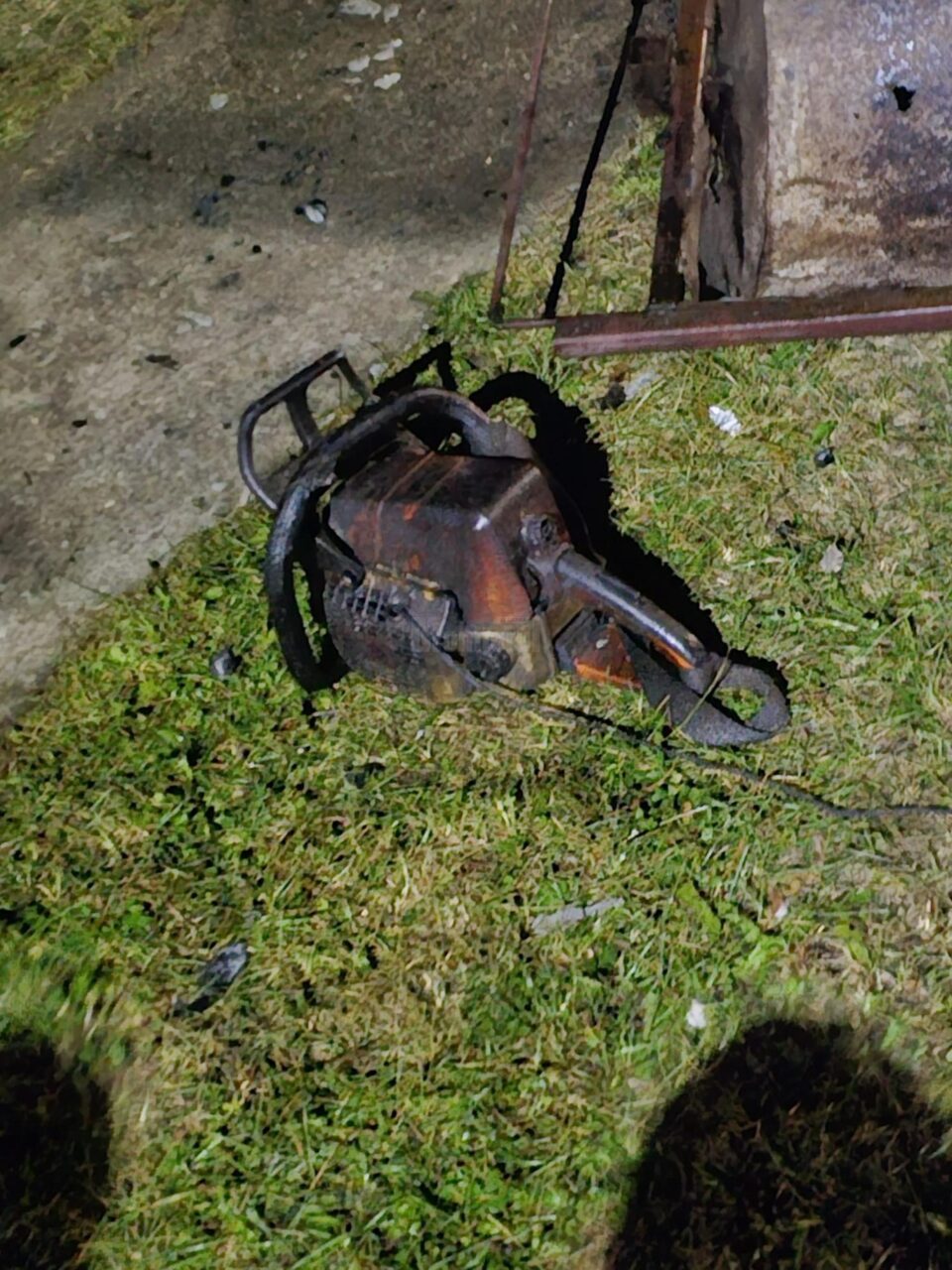 O casă bătrânească a ars în noaptea de vineri spre sâmbătă, în satul Plutonița