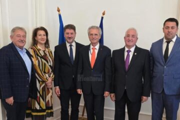 Primarul Sucevei, alături de alți aleși locali, la discuții cu Ambasadorul României, Ion Jinga, la Strasbourg