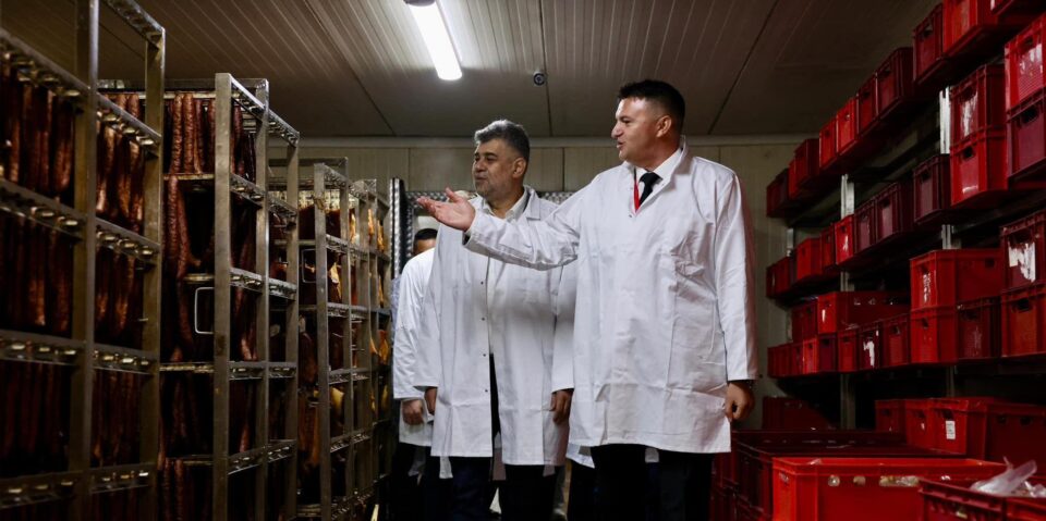 Premierul României, Marcel Ciolacu, consideră că fabrica de mezeluri Carpatis Suceava este un exemplu de dezvoltare autohtonă Premierul României, Marcel Ciolacu, consideră că fabrica de mezeluri Carpatis Suceava este un exemplu de dezvoltare autohtonă