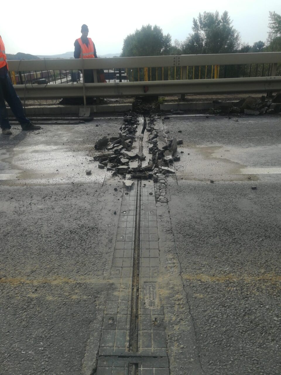 Trafic restricționat lucrări pod Dornești
