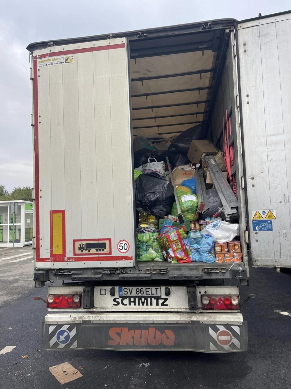 Primul convoi umanitar cu donații de la suceveni pentru cei afectați de inundații în Galați și Vaslui a pornit la drum 5