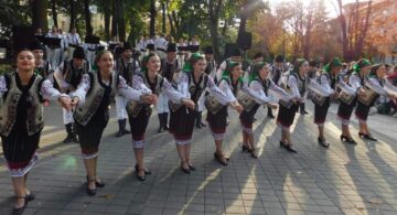 Spectacolul folcloric „Cu drag, din Țara de Sus”