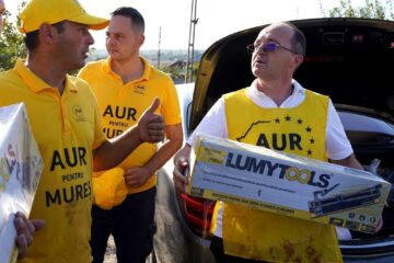 Petrică Negrea a ajuns luni in localitatea Pechea cu ajutoare pentru sinistrati